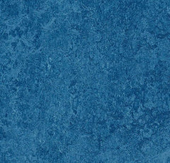 Forbo Marmoleum Marbled Real Sheet Sample - 9739 3030 Blue